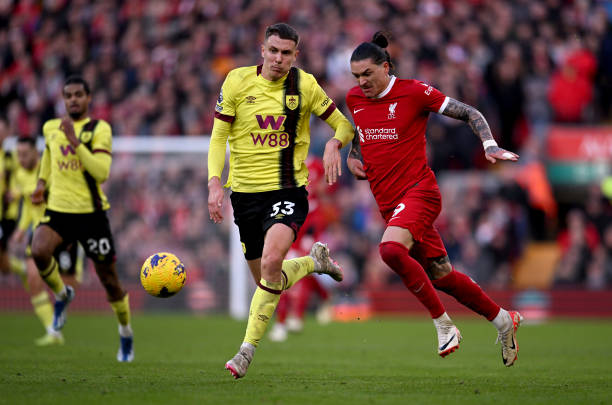 一个在亚冬 一个在亚冬